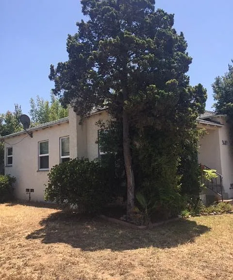 3689 Boundary St — Photo 15