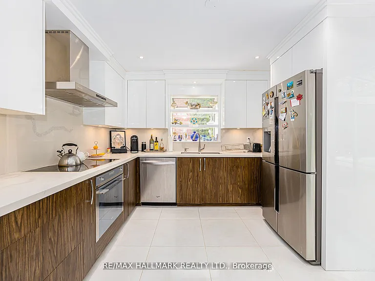 16 Paultiel Dr W — Photo 21