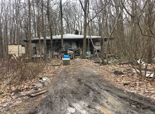 104 Josephine Ln, Shohola, PA 18458