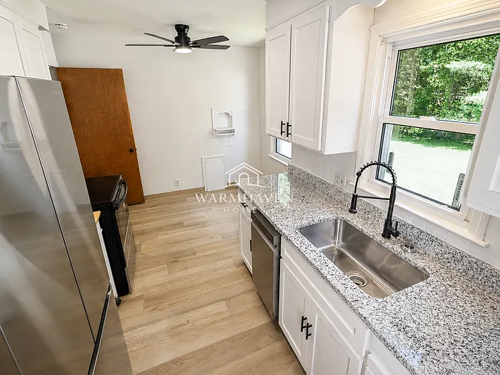 1575 Idlewood Ave — Photo 7
