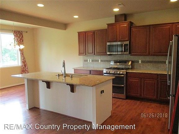 2nd image of 8129 164th St E