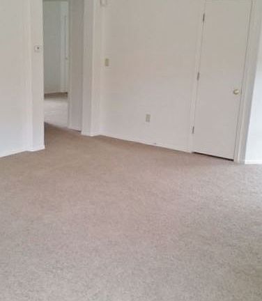4th image of 397 E Camino Limon Verde