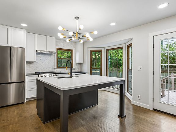 5th image of 5509 Fairhaven Dr