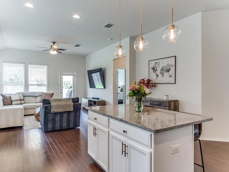7623 Paraiso Hl — Photo 7