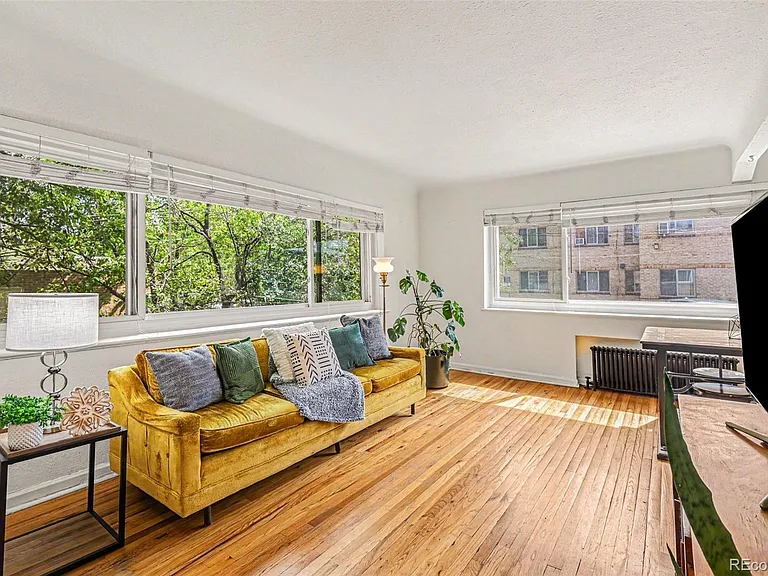 1520 Glencoe St #7 — Photo 2