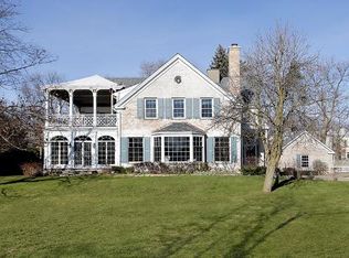 18 Indian Hill Rd, Winnetka, IL 60093