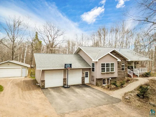 2530 Bear Valley Dr, Carlton, MN 55718