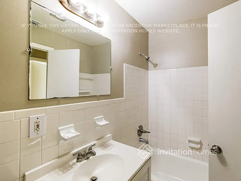 225 NW 78th Ter — Photo 15