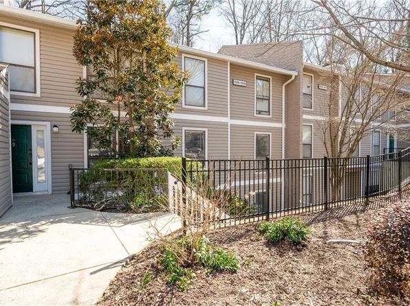 1307 Wynnes Ridge Cir SE, Marietta, GA 30067