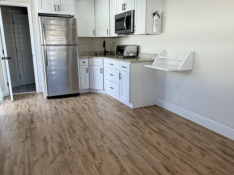 4005 N Glen Ave #1 — Photo 20