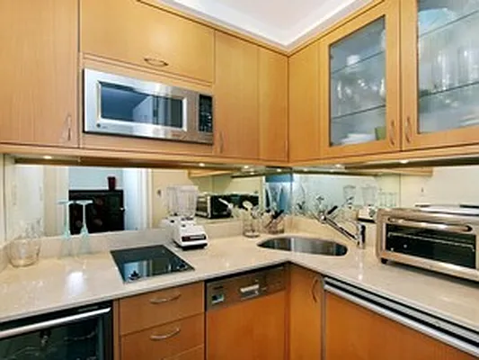 Rented by Corcoran | media 12