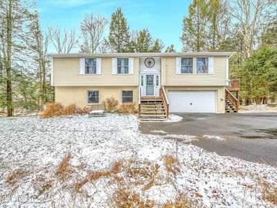 903 Sir Lionel Ct, Pocono Lake, PA, 18347