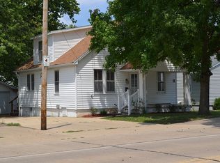 239 N Moore St, Waterloo, IL 62298