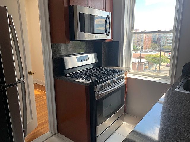 2nd image of 3220 Netherland Ave #5J