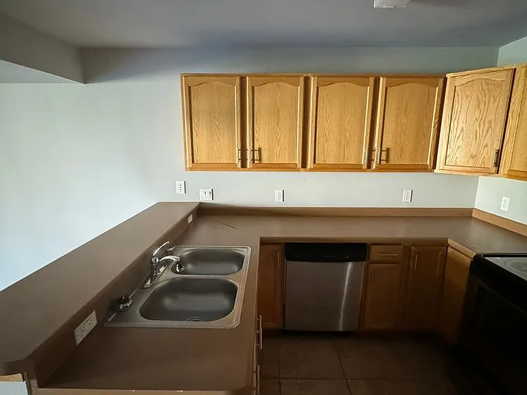 6711 Fairhaven Rd — Photo 11