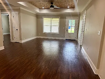 341 Meadow Lark Dr — Photo 2
