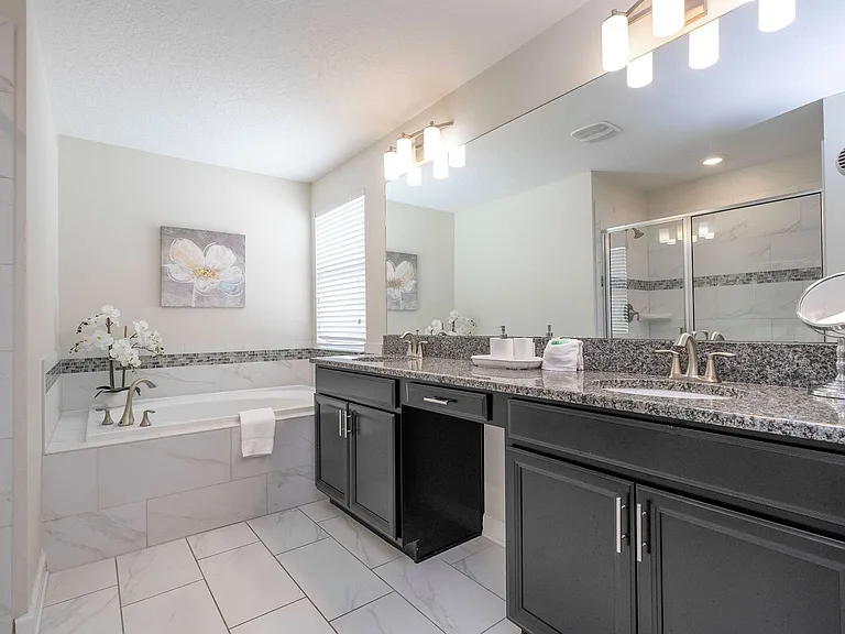 Kings Castle Cir — Photo 50