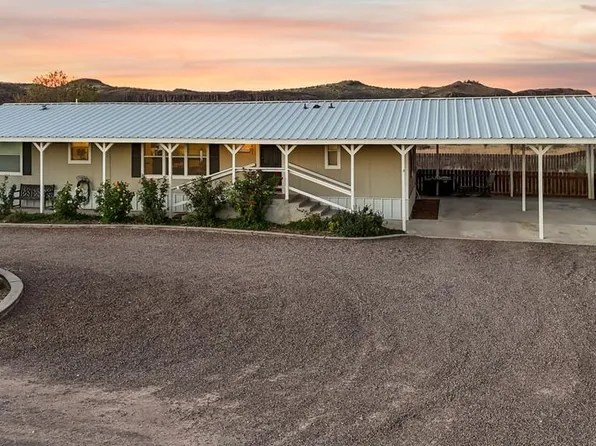 461 E Cavalry Rd, Fort Davis, TX 79734