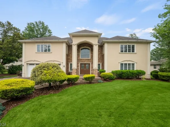 345 Hollywood Ave, Fairfield Twp., NJ 07004