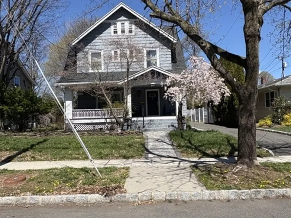 121 E Maple Ave, Bound Brook Boro, NJ 08805