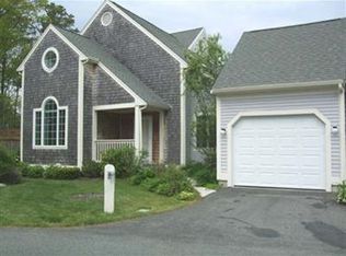 14 Green Ivy Ln #14, Mashpee, MA 02649