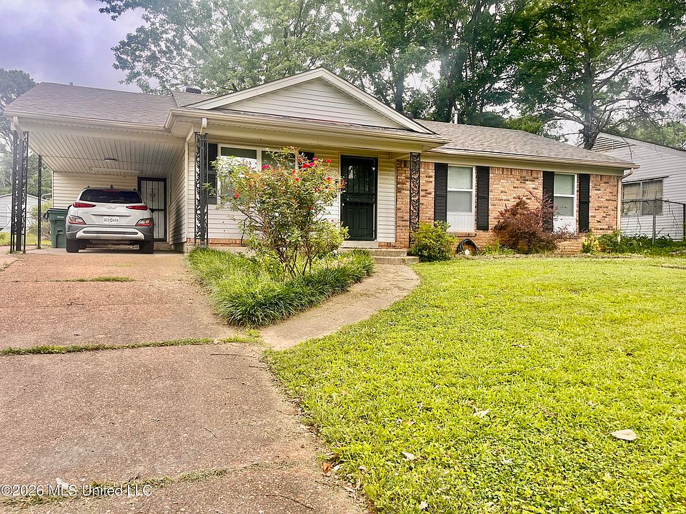 1st image of 1626 Hickory Dr