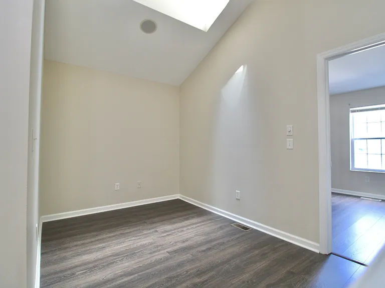 4261 Spyglass Hl — Photo 10