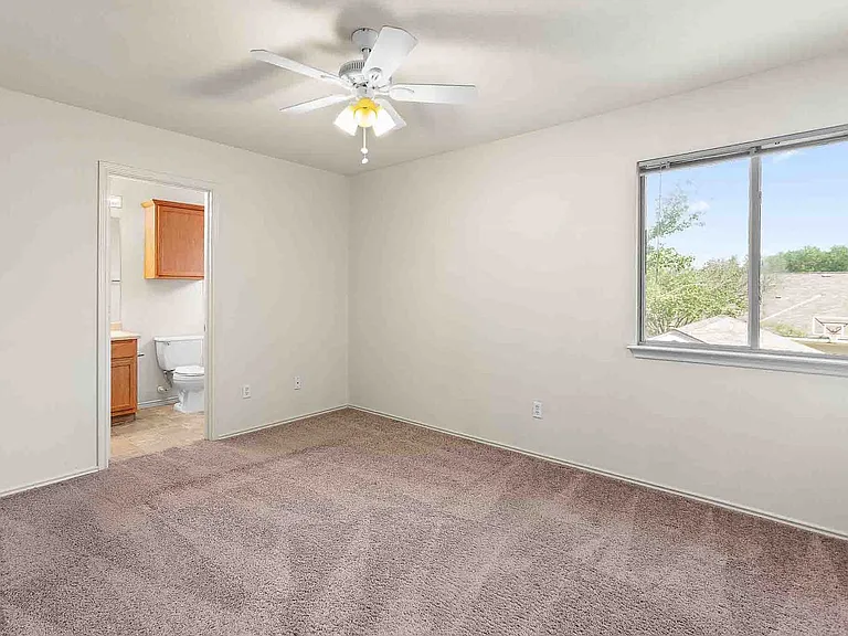 280 Strawn — Photo 22