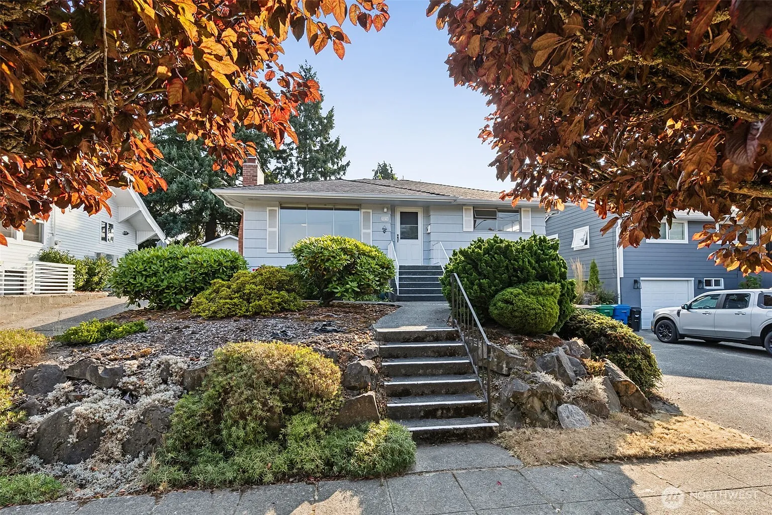 3236 38th Avenue SW photo 1