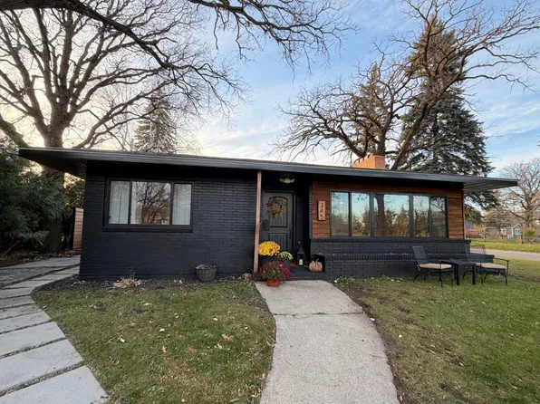 345 Merriam Ave N, Thief River Falls, MN 56701