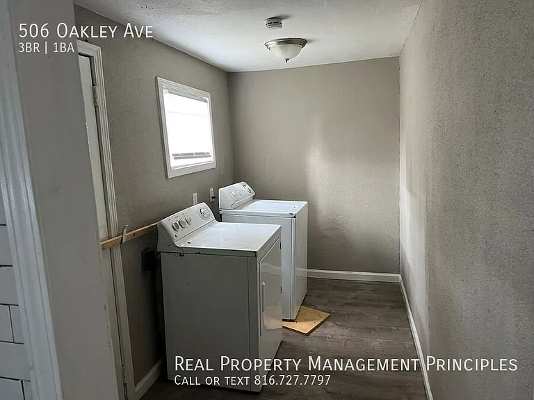 506 Oakley Ave — Photo 7