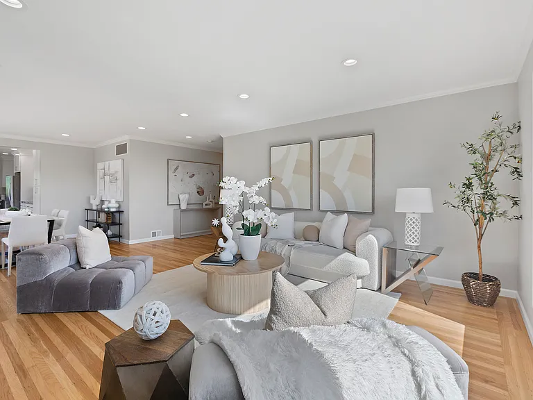 25900 Vinedo Ln — Photo 11