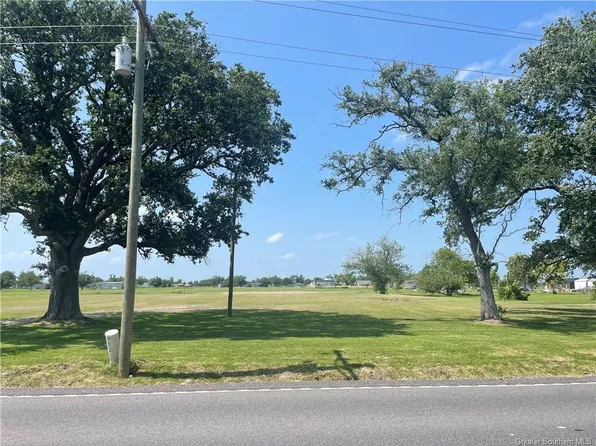 1945 Louisiana Hwy #384, Bell City, LA 70630