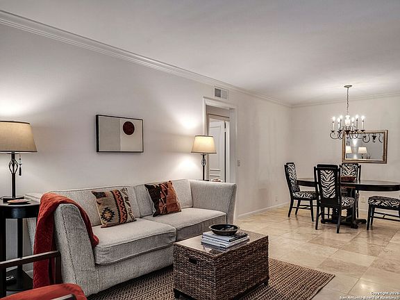 5th image of 7926 Broadway #601