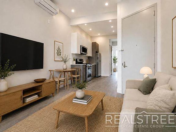 3rd image of 181 Chauncey St #4A
