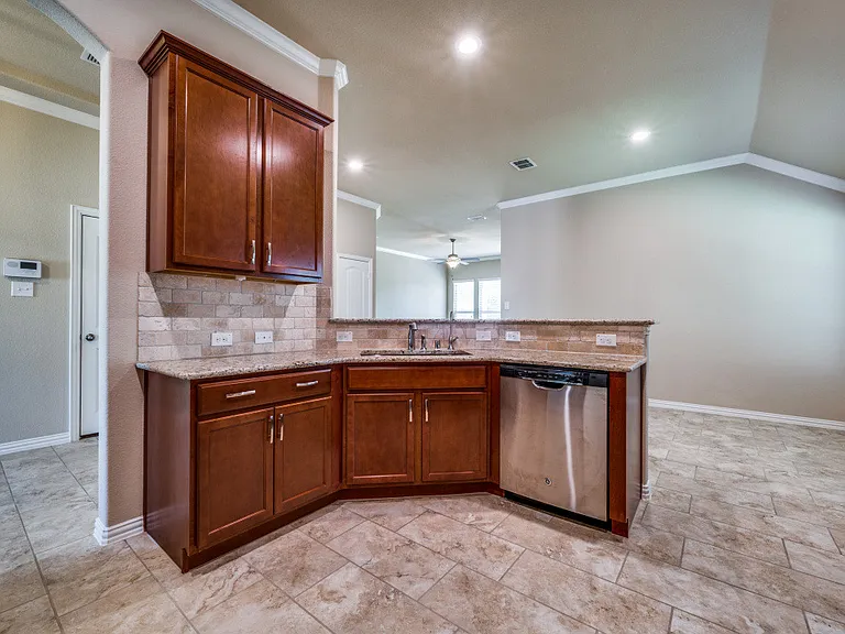 16708 Central Garden Ln — Photo 4