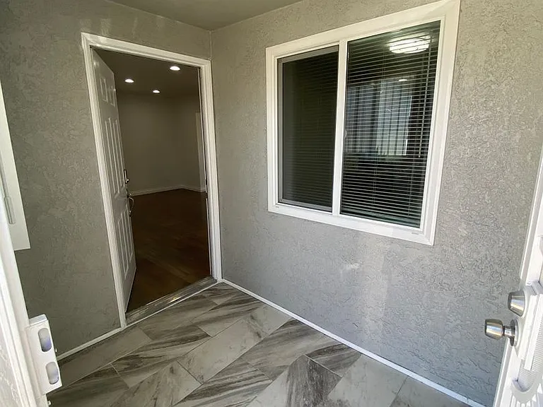 15522 Claretta Ave — Photo 3