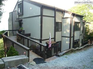 220 Northridge Rd APT 16, Banner Elk, NC 28604