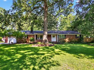 1209 Glenside Dr, Virginia Beach, VA 23464