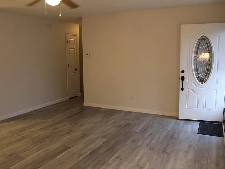 3238 Meadow St — Photo 10