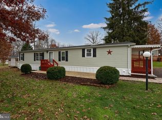 63 Rainbow Cir, Elizabethtown, PA 17022
