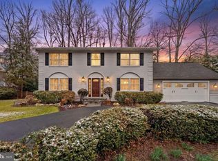 930 Park St SE, Vienna, VA 22180