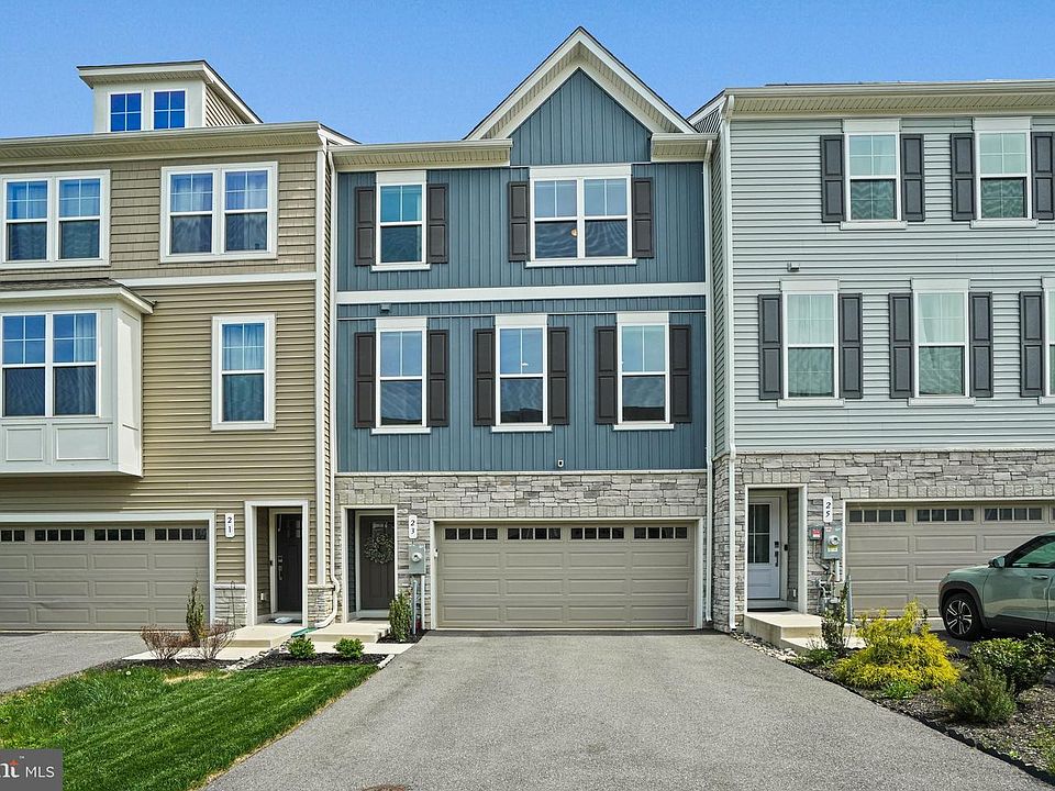 1st image of 23 Burlwood Dr