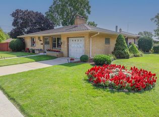 4421 Blue River Ave, Racine, WI 53405