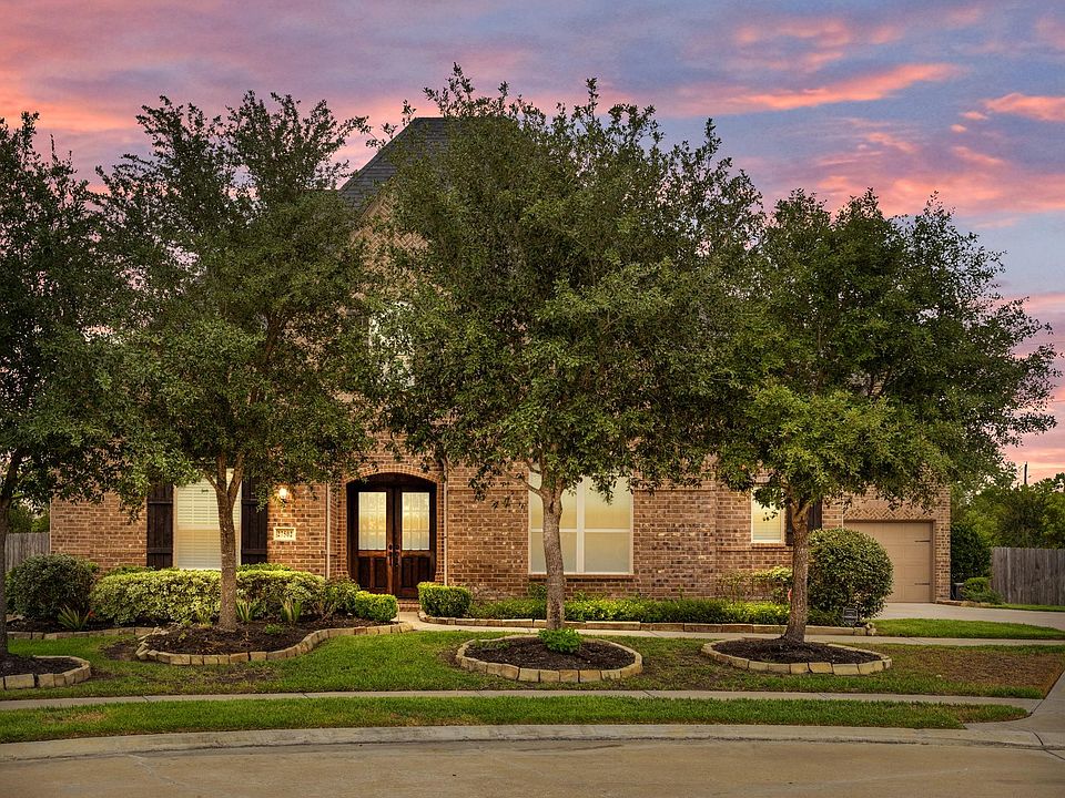 1st image of 27502 Becketts Knoll Ct