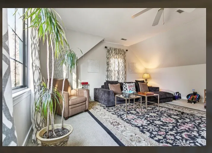 300 Fairfax Way — Photo 12