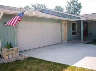 7816 Tanbark Ln, Fort Wayne, IN 46835