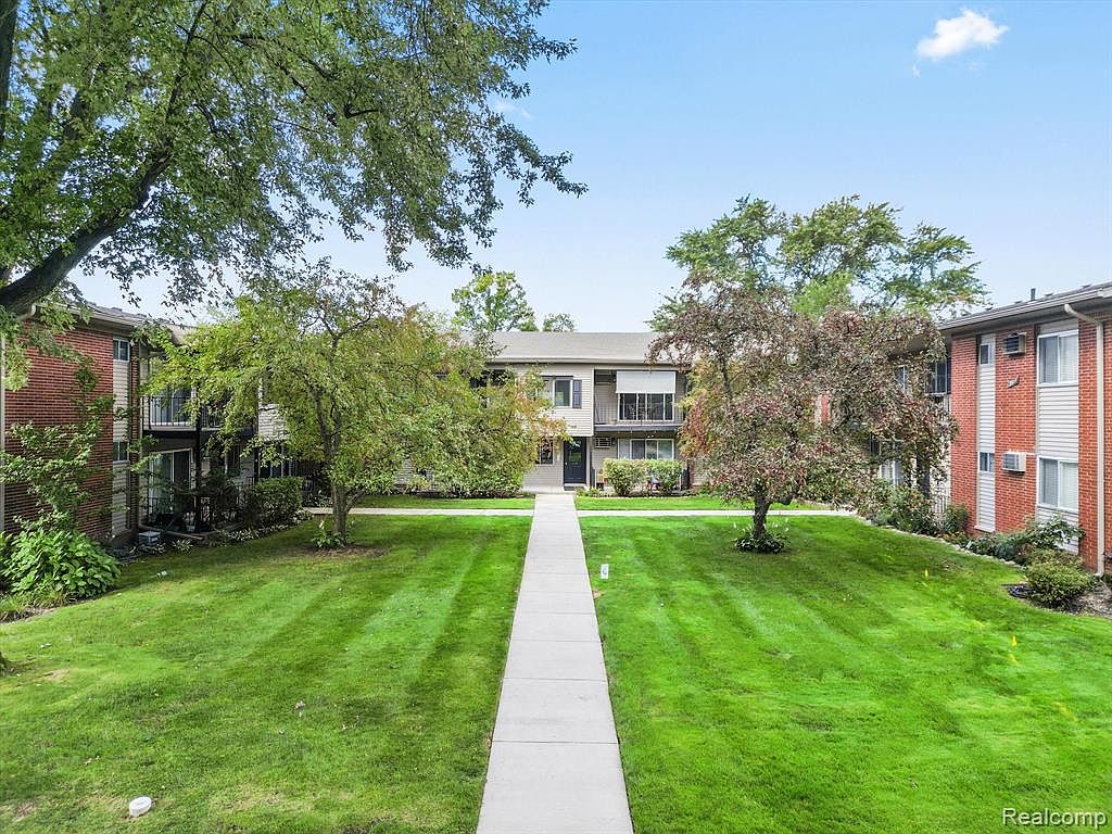 3927 Benjamin Ave, Royal Oak, MI 48073 Zillow