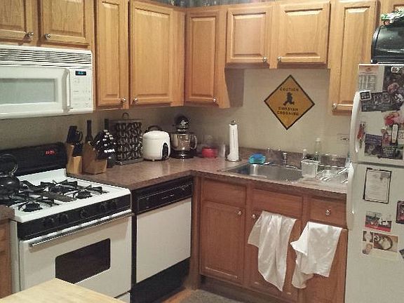 1647 W. North Ave. #top floor-2