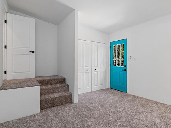 3rd image of 608 Pinon Dr #B
